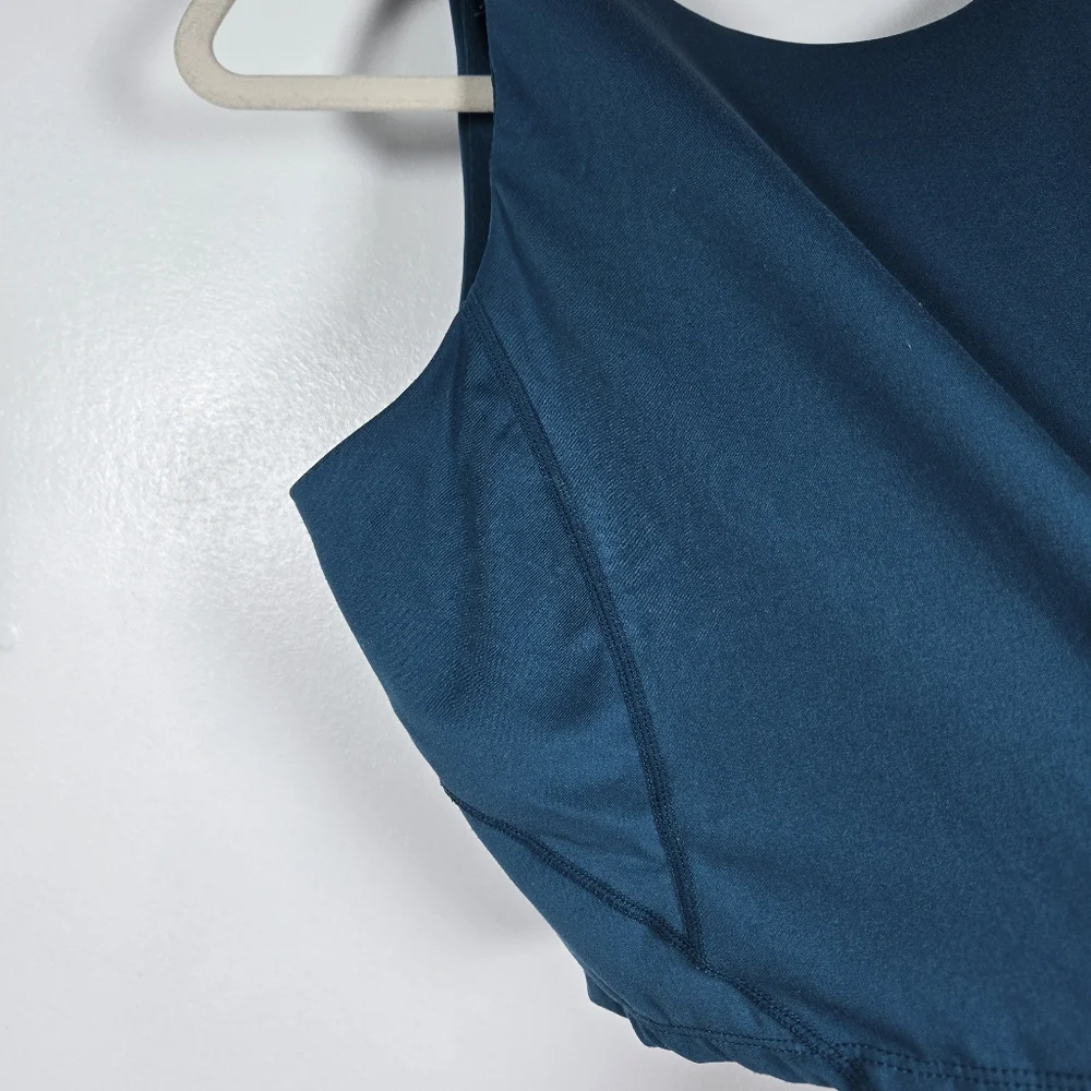 Crane Teal Blue Athletic Sports Bra Size Medium